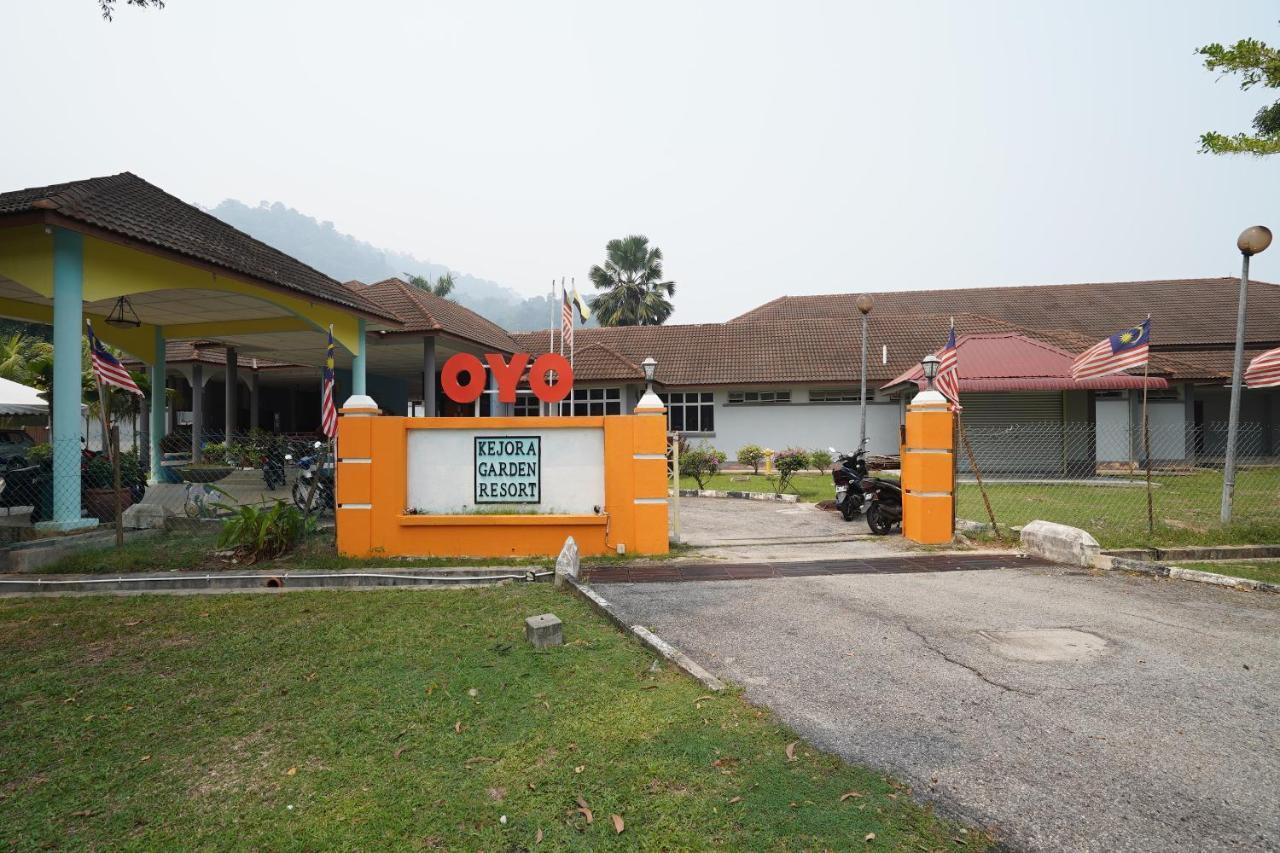 Oyo 44020 Kejora Garden Resort Kampong Pasir Bogak Exteriör bild