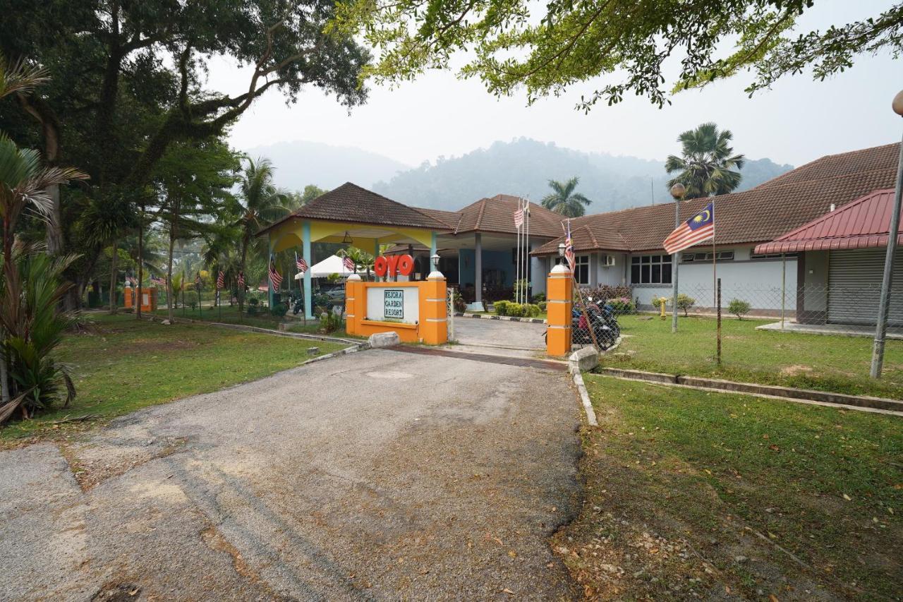 Oyo 44020 Kejora Garden Resort Kampong Pasir Bogak Exteriör bild