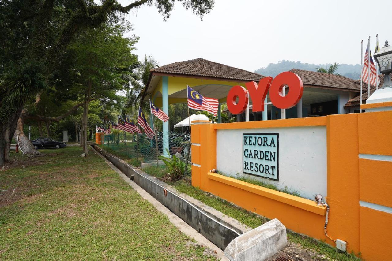 Oyo 44020 Kejora Garden Resort Kampong Pasir Bogak Exteriör bild