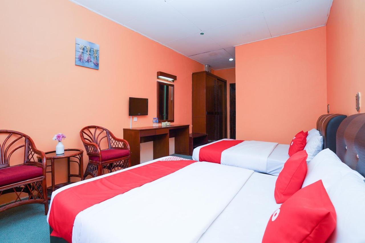 Oyo 44020 Kejora Garden Resort Kampong Pasir Bogak Exteriör bild